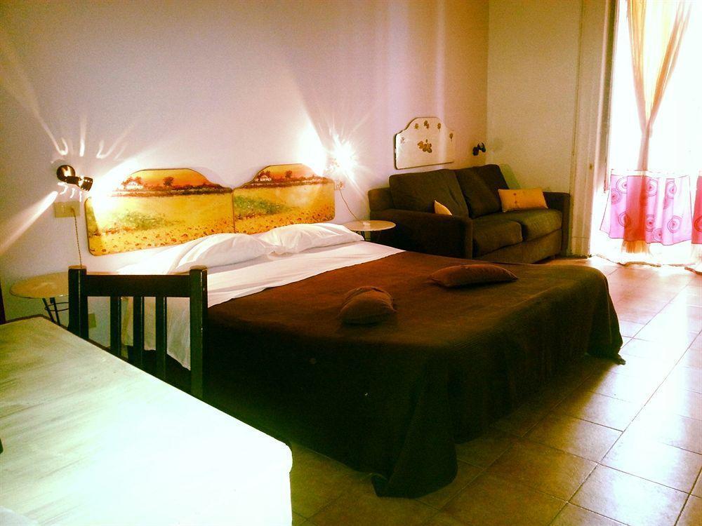 Hotel Regina Palermo Kültér fotó
