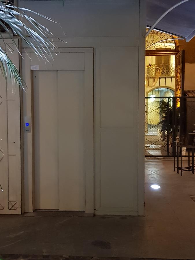 Hotel Regina Palermo Kültér fotó